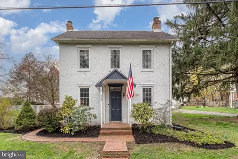 217 Market St, Bainbridge, PA 17502