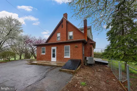 670 Greentree Rd, Elizabethtown, PA 17022