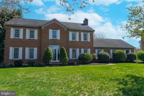 346 Travis Ln, Lancaster, PA 17601