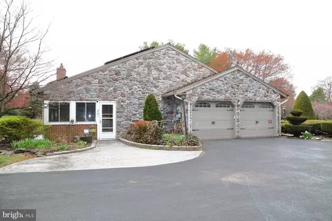 509 Koser Rd, Lititz, PA 17543 photo 3