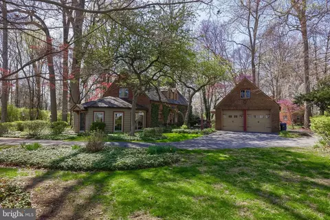 63 Erbs Woods, Manheim, PA 17545