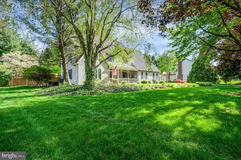 510 Greenhowe Dr, Lititz, PA 17543 photo 3