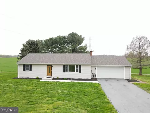 1323 Keener Rd, Bainbridge, PA 17502