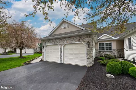 1822 Serene Way, Lancaster, PA 17602