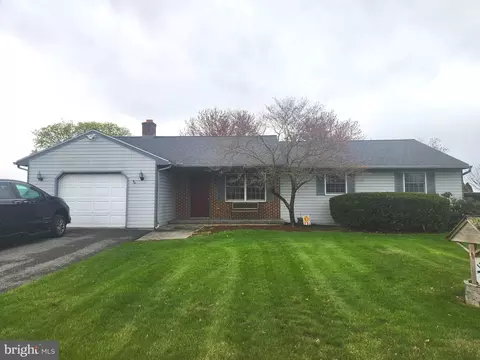 2464 Mount Pleasant Rd, Mount Joy, PA 17552