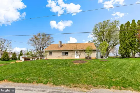 4487 Chinchilla Ave, Mount Joy, PA 17552
