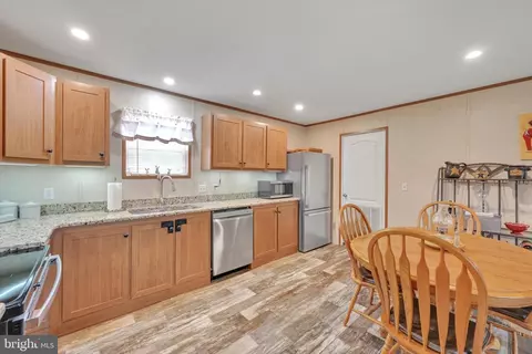 185 Weidler Ln, Lititz, PA 17543 photo 6