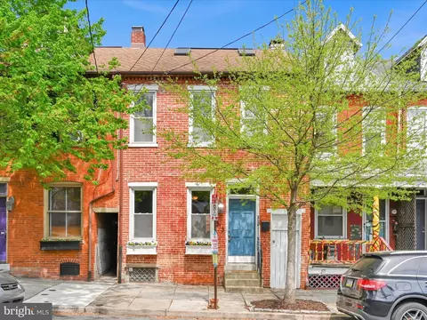 313 E Chestnut St, Lancaster, PA 17602