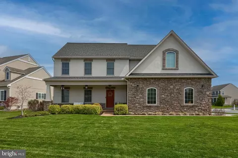 612 Frome Ave, Lititz, PA 17543