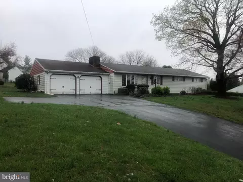 743 N State St, Ephrata, PA 17522