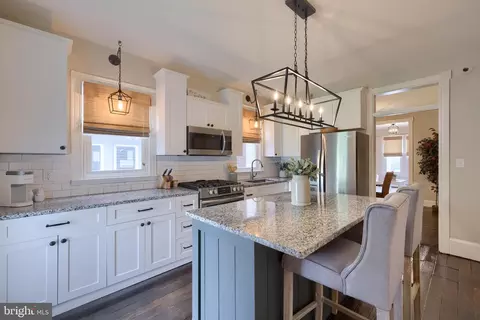 119 S Cedar St, Lititz, PA 17543 photo 9