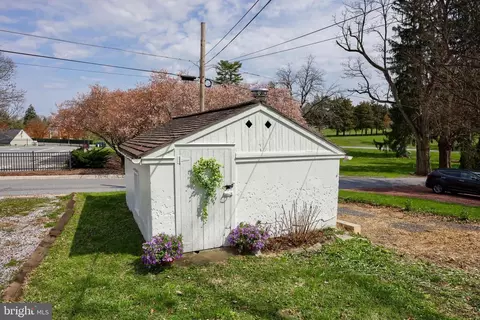 119 S Cedar St, Lititz, PA 17543 photo 21
