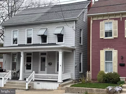 159 W Fulton St, Ephrata, PA 17522