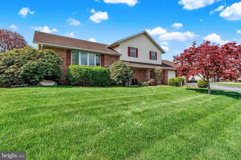 259 W 5th St, Quarryville, PA 17566