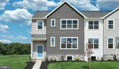 71 N Conifer Dr, Elizabethtown, PA 17022