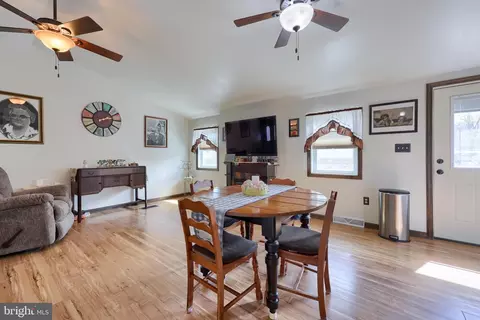 264 Noble St, Lititz, PA 17543 photo 9