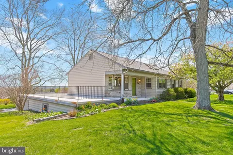 3628 Horizon Dr, Lancaster, PA 17601