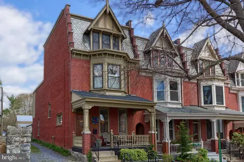 841 W Walnut St, Lancaster, PA 17603