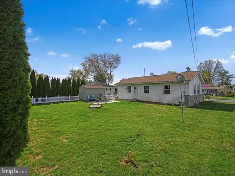 521 E New St, Lititz, PA 17543 photo 23