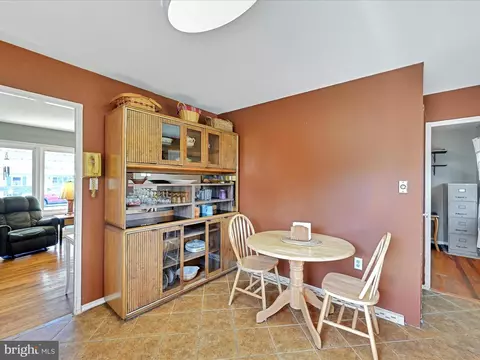 521 E New St, Lititz, PA 17543 photo 11