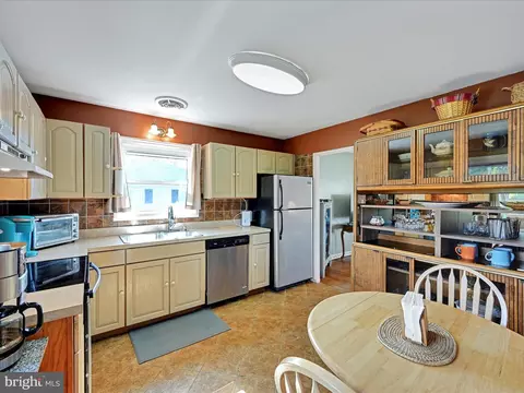 521 E New St, Lititz, PA 17543 photo 13