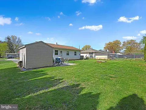 521 E New St, Lititz, PA 17543 photo 24