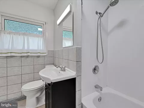 521 E New St, Lititz, PA 17543 photo 17