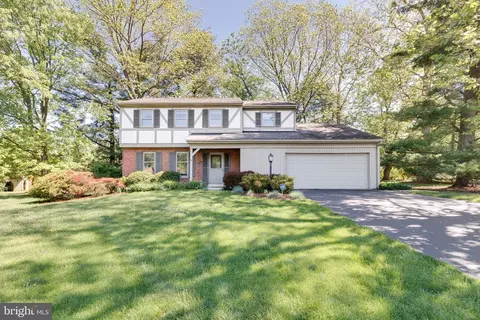 730 Sunview Cir, Landisville, PA 17538
