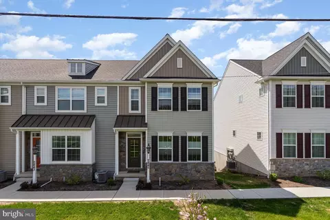2445 Artesian Way, Lancaster, PA 17601