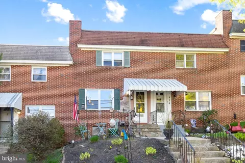 832 Wabank St, Lancaster, PA 17603