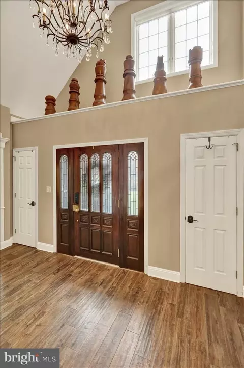 Entry Way - 520 Stonehenge Dr, Lititz, PA 17543 photo 3 of 8
