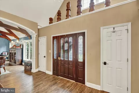 Entry Way - 520 Stonehenge Dr, Lititz, PA 17543 photo 2 of 8