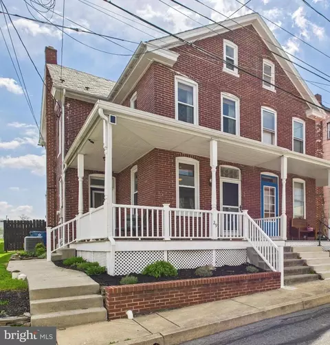 29 N Manor St, Mountville, PA 17554
