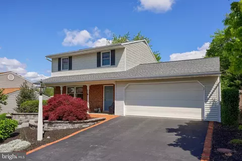 1293 Hereford Dr, Columbia, PA 17512