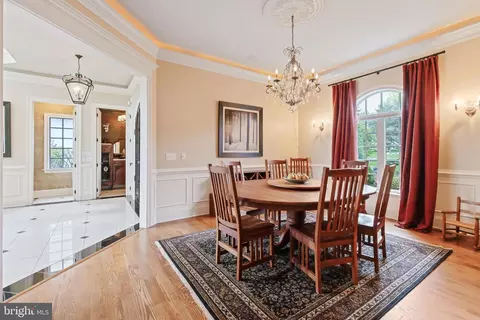 Dining - 618 Willow Grn, Lititz, PA 17543 photo 3 of 4
