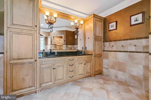 Bath - 618 Willow Grn, Lititz, PA 17543 photo 2 of 3
