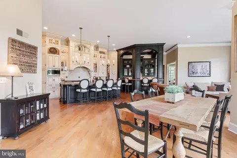 Dining - 618 Willow Grn, Lititz, PA 17543 photo 1 of 4