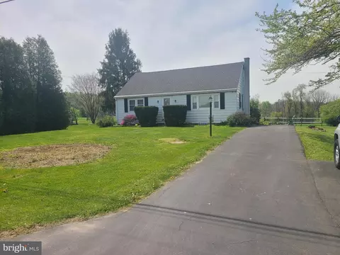 6 Refton Rd, Willow Street, PA 17584