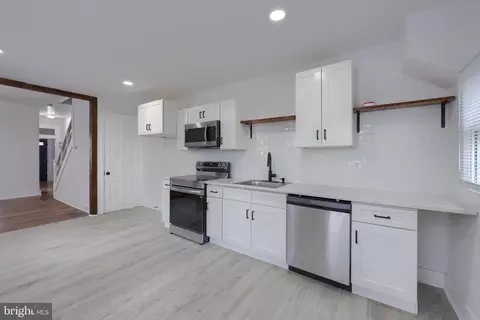 74 Howard Ave, Lancaster, PA 17602