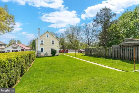 319 N Broad St, Lititz, PA 17543 photo 28