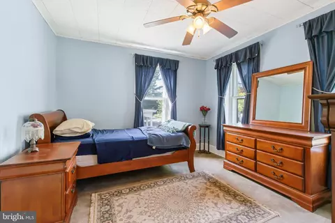 319 N Broad St, Lititz, PA 17543 photo 15
