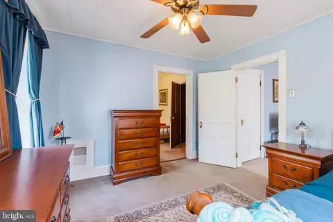 319 N Broad St, Lititz, PA 17543 photo 14