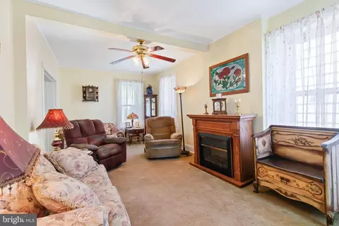 319 N Broad St, Lititz, PA 17543 photo 11