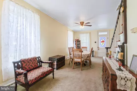 319 N Broad St, Lititz, PA 17543 photo 9