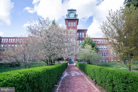917 Columbia Ave #413, Lancaster, PA 17603