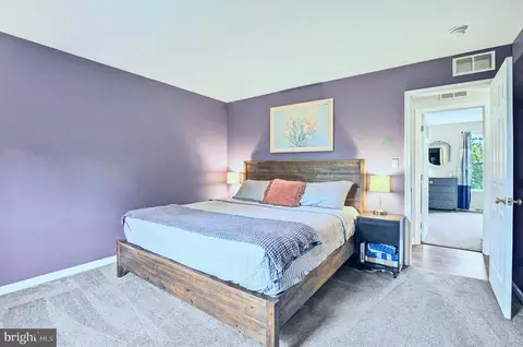 Bedroom - 20 Pebble Creek Dr, Lititz, PA 17543 photo 2 of 6