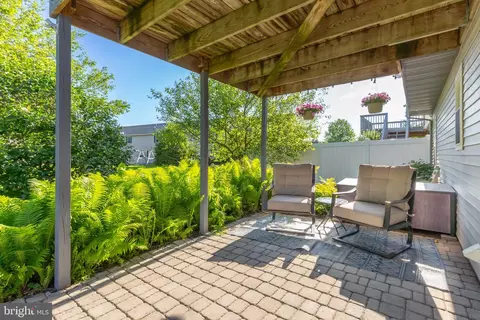 Exterior - 20 Pebble Creek Dr, Lititz, PA 17543 photo 5 of 15