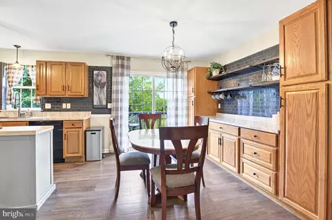 Kitchen - 20 Pebble Creek Dr, Lititz, PA 17543 photo 1 of 5