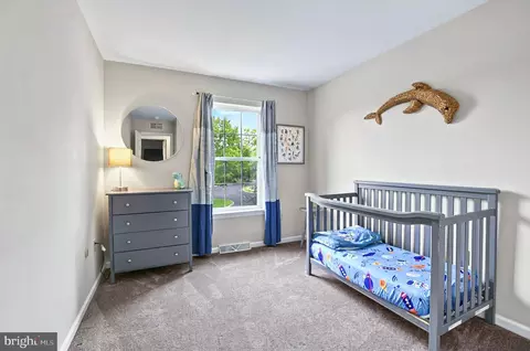 Bedroom - 20 Pebble Creek Dr, Lititz, PA 17543 photo 5 of 6
