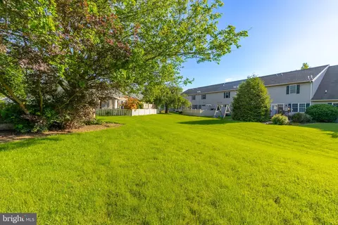 Exterior - 20 Pebble Creek Dr, Lititz, PA 17543 photo 12 of 15